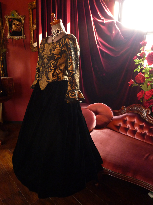 9号サイズ ゴシックドレス 中世貴族ドレス 海賊 ルネッサンス ブロケーロ ゴシックセレクトショップ Bloody Rose